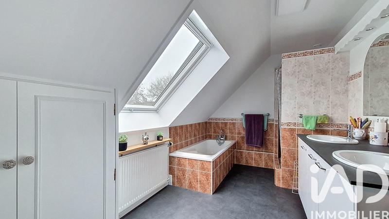 Maison - 140 m² - 6 pièces