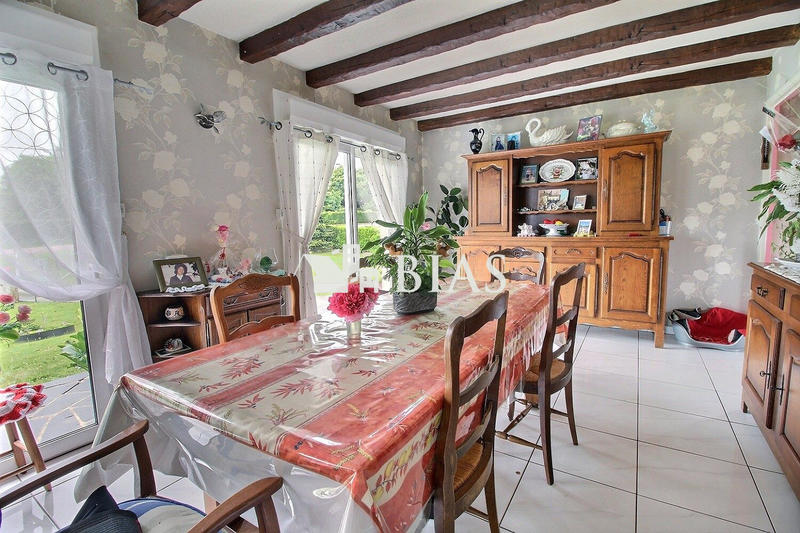Maison - 135 m² - 6 pièces