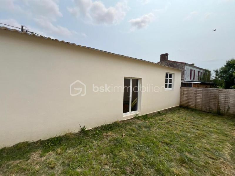 Immeuble - 111 m² - 1 pièce