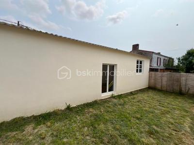 Immeuble - 111 m² - 1 pièce