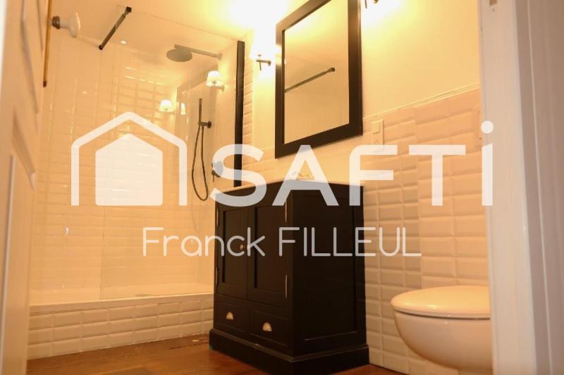 Maison - 376 m² - 10 pièces