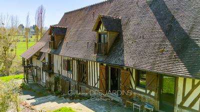 Maison traditionnelle - 187 m² - 6 pièces