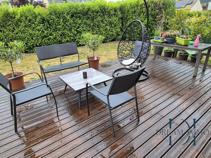 Maison - 92 m² - 5 pièces