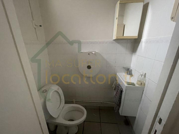 Local commercial - 20 m² - 1 pièce