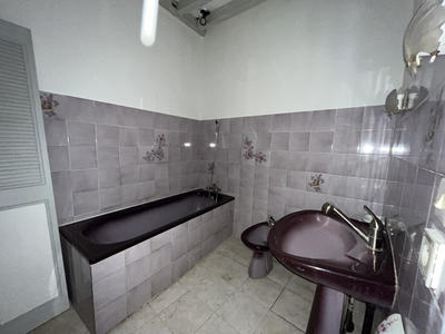 Maison - 190 m² - 10 pièces