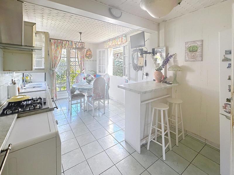 Maison - 170 m² - 7 pièces