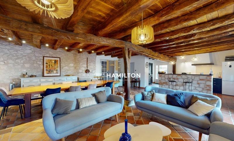 Maison de campagne - 532 m² - 11 pièces