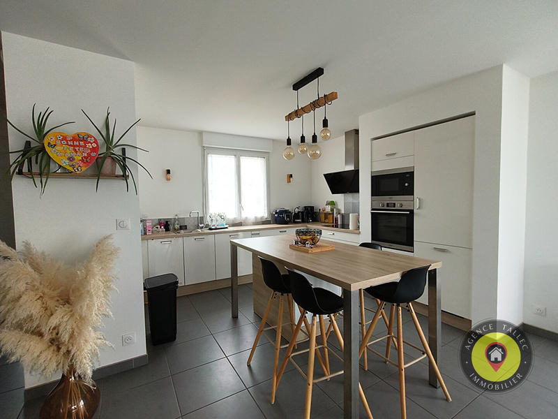 Maison - 124 m² - 5 pièces