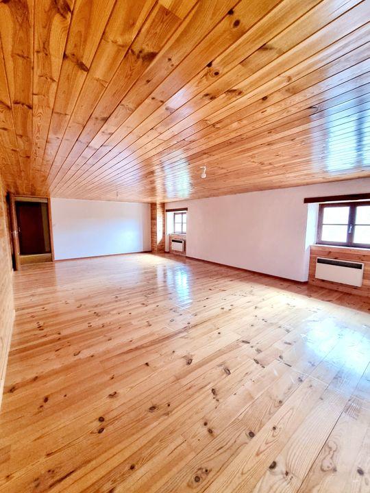 Demeure - 359 m² - 11 pièces