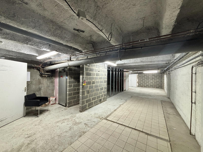 Local commercial - 250 m²