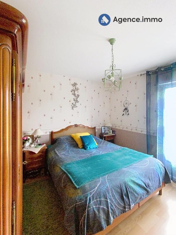 Maison - 121 m² - 5 pièces