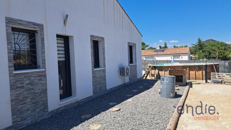 Maison - 95 m² - 4 pièces