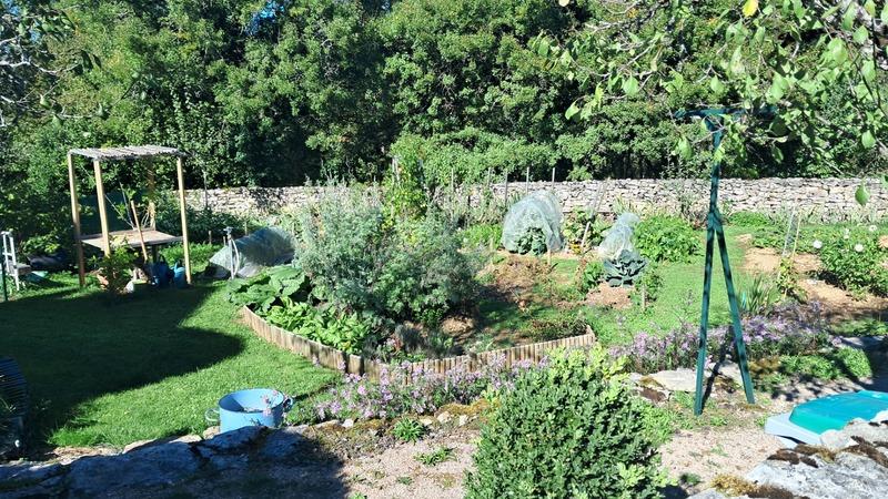 Maison en pierre - 130 m² - 4 pièces