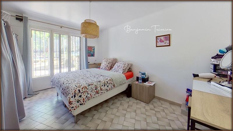 Maison - 204 m² - 7 pièces