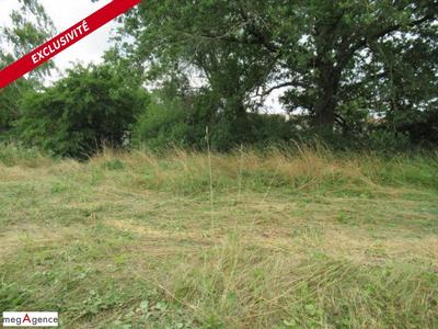 Terrain constructible - 1 730 m²
