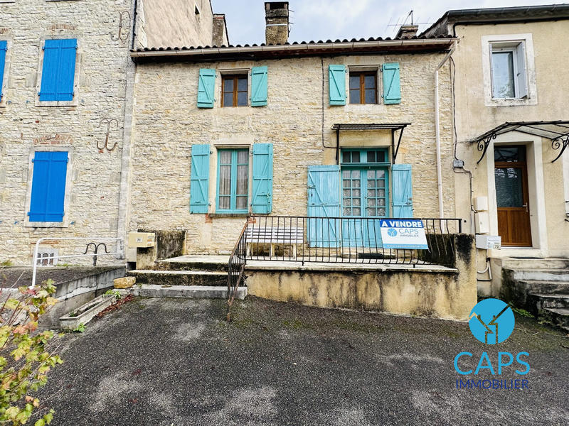 Maison traditionnelle - 105 m² - 3 pièces