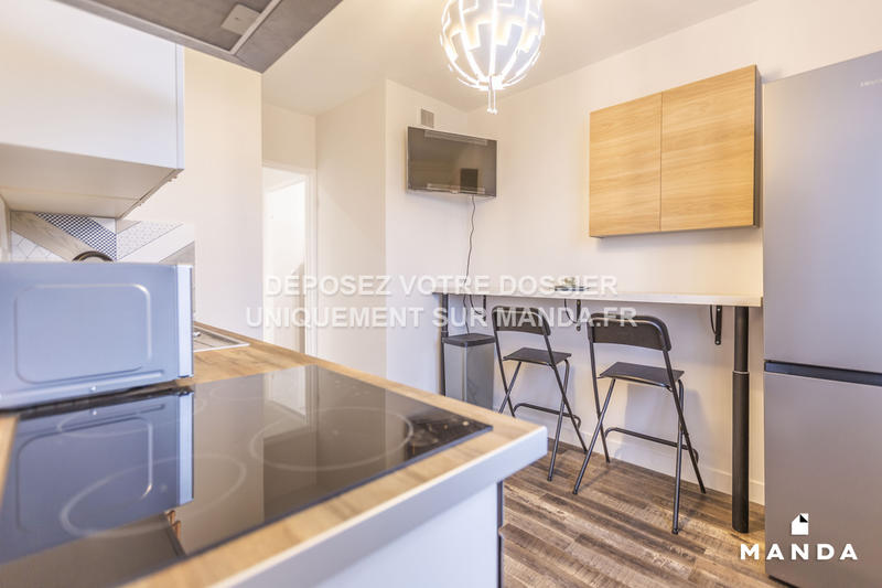 Chambre - 10 m² - 5 pièces