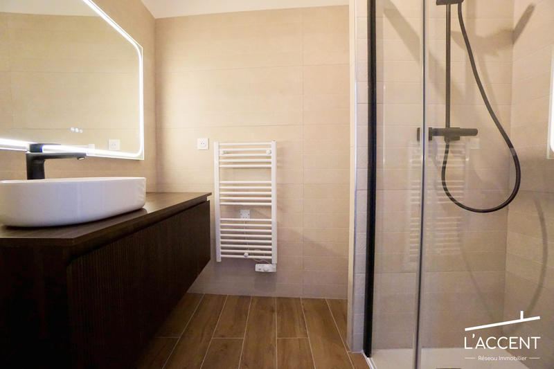 Appartement - 140 m² - 4 pièces