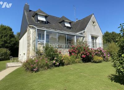 Maison - 102 m² - 5 pièces