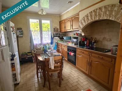 Maison - 82 m² - 5 pièces