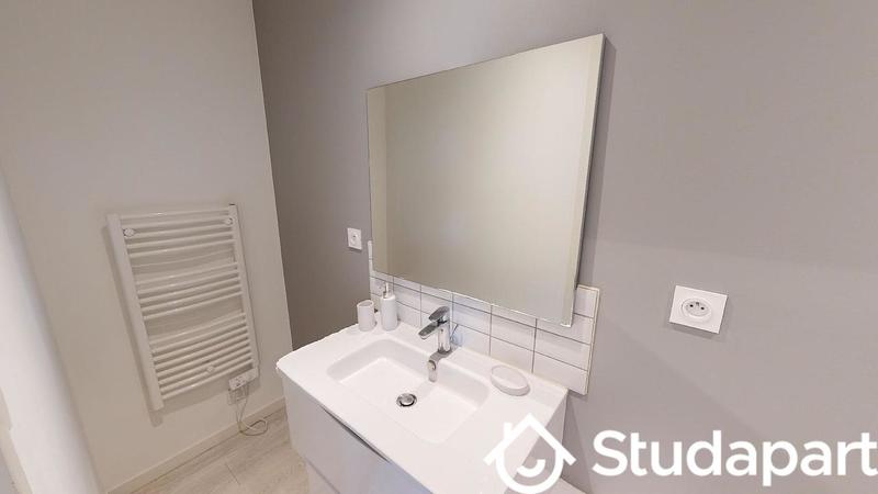 Chambre - 9 m² - 1 pièce