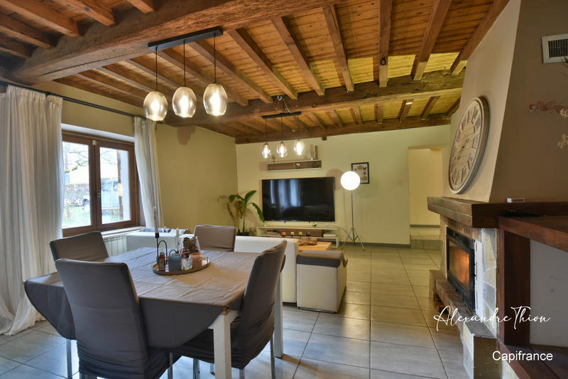 Maison - 160 m² - 5 pièces