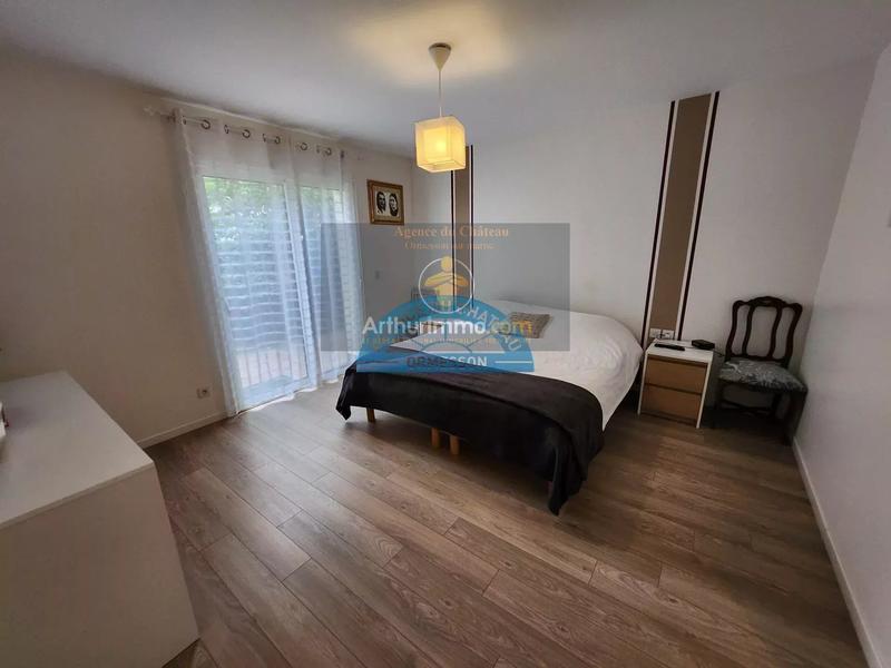 Maison - 240 m² - 9 pièces