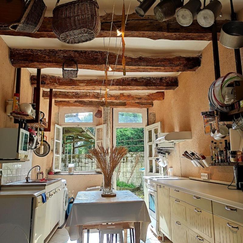 Demeure - 300 m² - 9 pièces