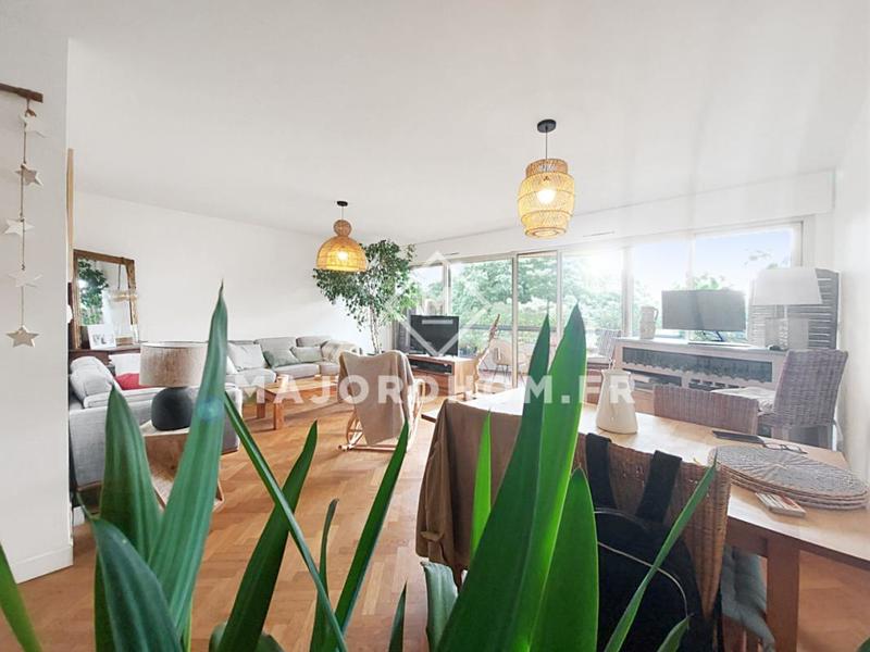 Appartement - 107 m² - 4 pièces