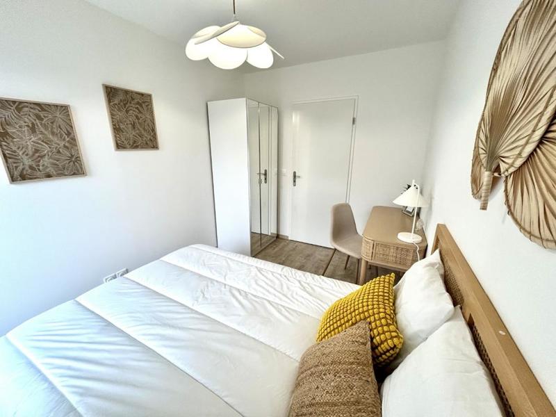 Chambre - 9 m² - 1 pièce