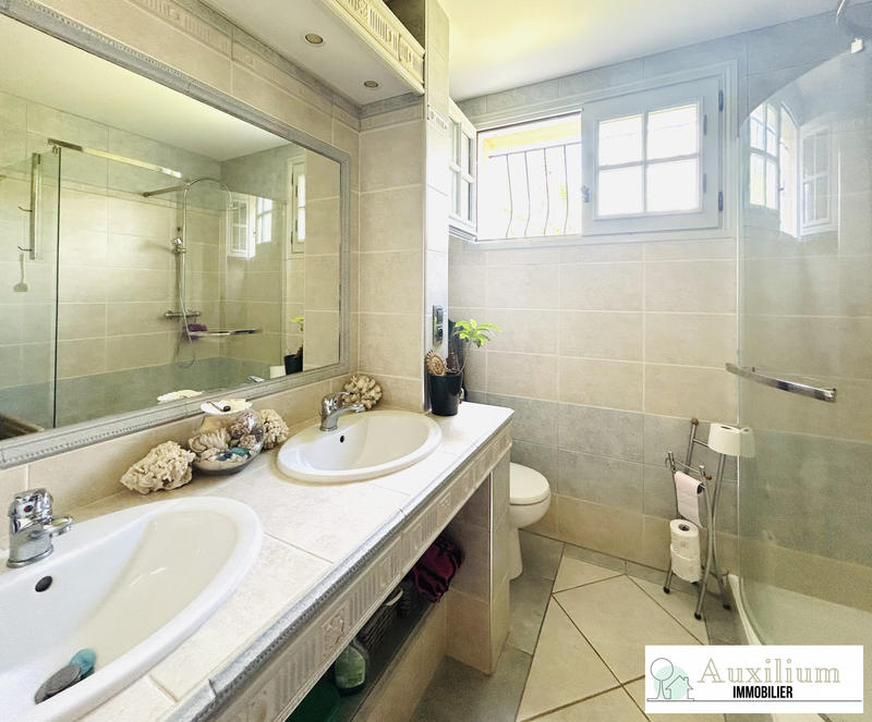 Maison - 158 m² - 6 pièces