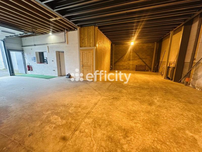 Bureau - 321 m² - 6 pièces