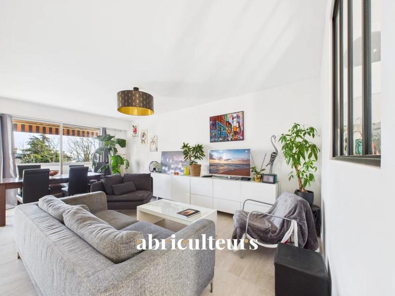 Appartement ancien - 72 m² - 3 pièces