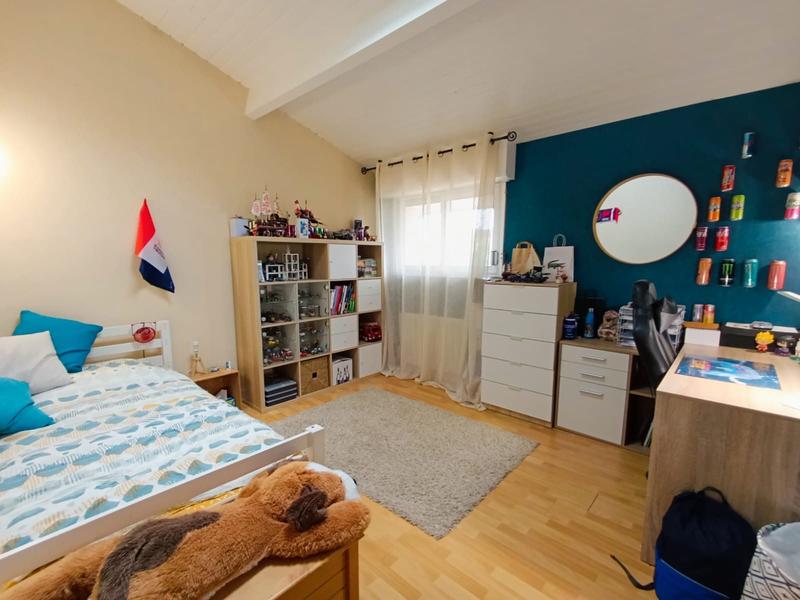 Maison - 171 m² - 6 pièces