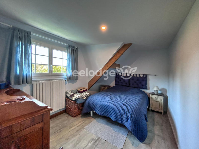 Maison traditionnelle - 185 m² - 5 pièces