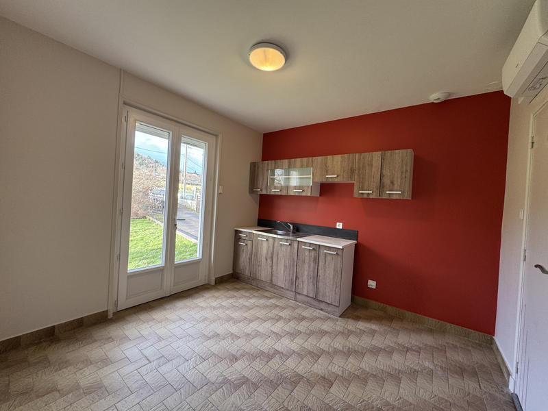 Maison - 87 m² - 4 pièces