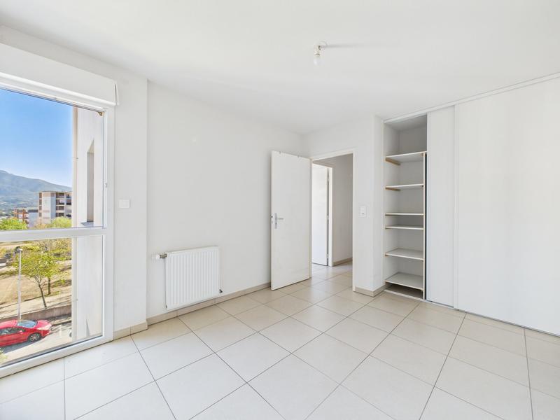 Appartement - 79 m² - 4 pièces