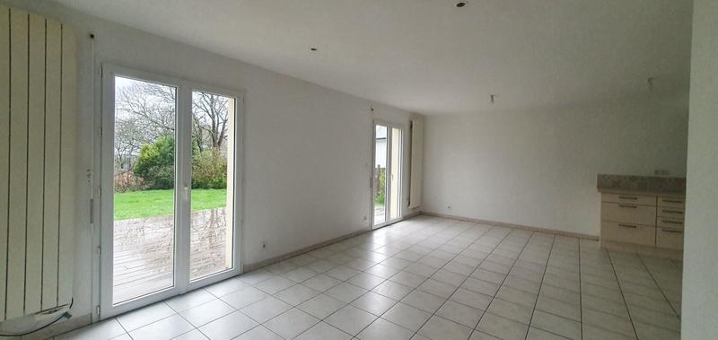 Maison - 94 m² - 5 pièces