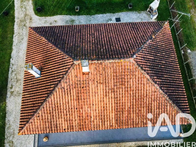 Maison - 200 m² - 8 pièces