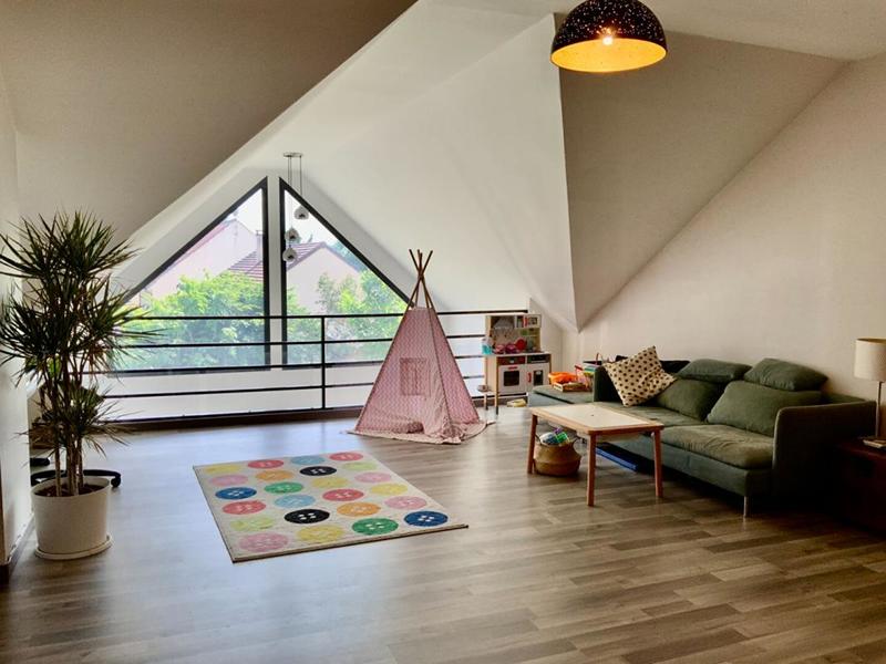 Maison - 261 m² - 8 pièces