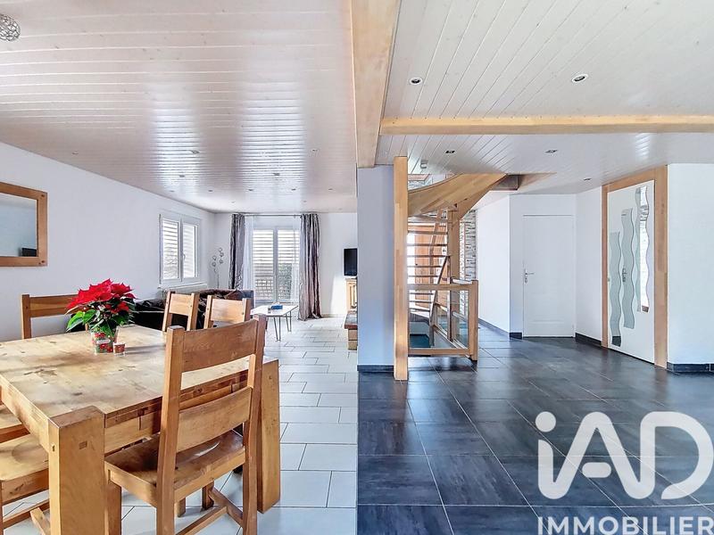 Maison - 138 m² - 7 pièces