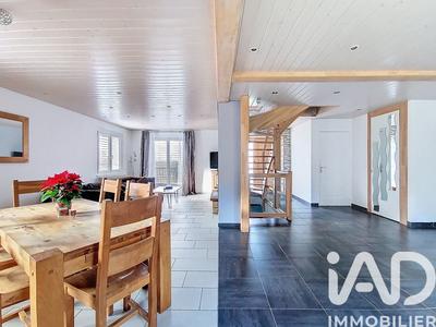 Maison - 138 m² - 7 pièces