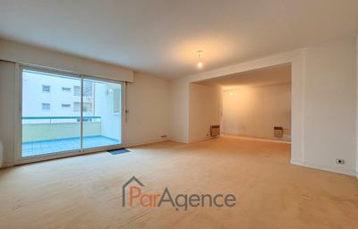 Appartement - 81 m² - 3 pièces