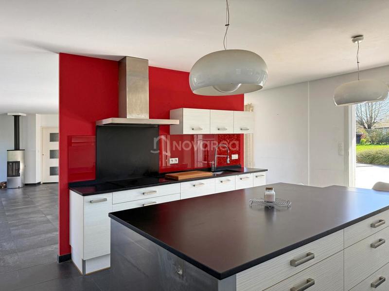 Maison - 156 m² - 4 pièces