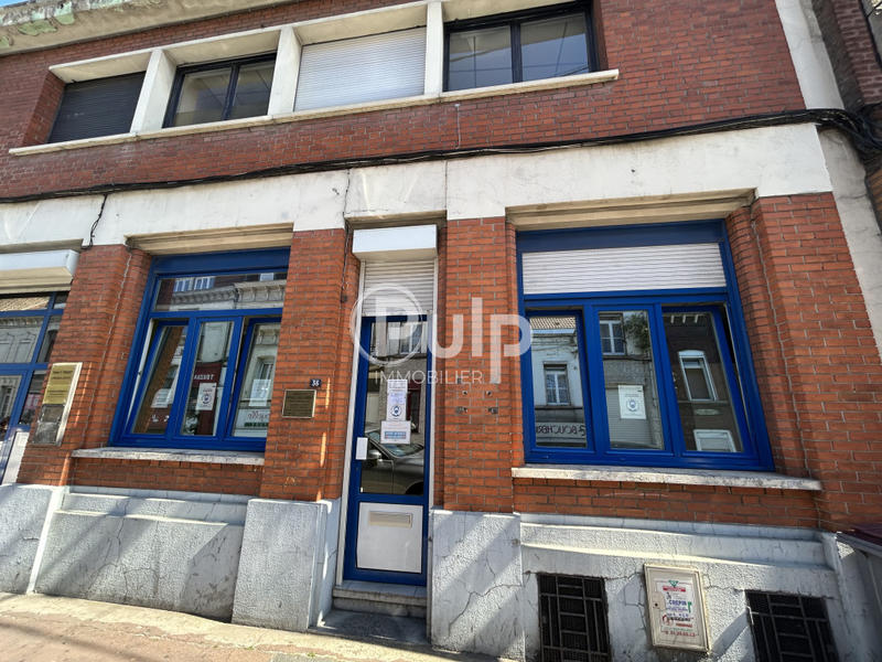 Local commercial - 75 m² - 4 pièces