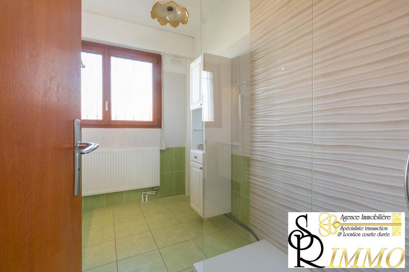 Appartement - 122 m² - 4 pièces