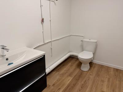 Local commercial - 104 m² - 4 pièces