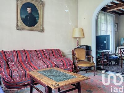 Maison - 241 m² - 10 pièces