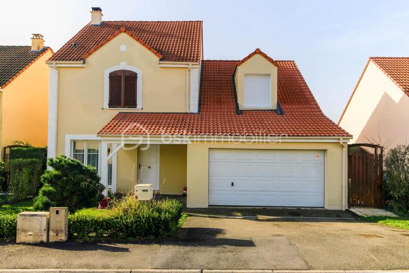 Maison - 153 m² - 7 pièces