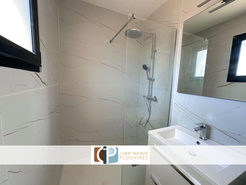 Maison - 93 m² - 4 pièces